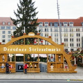 Dresden Striezelmarkt Arch